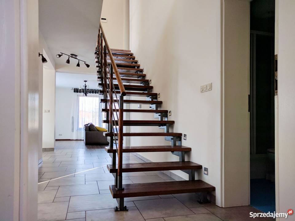 DOM JEDNORODZINNY pod Krakowem do negocjacji alarm Sygneczów