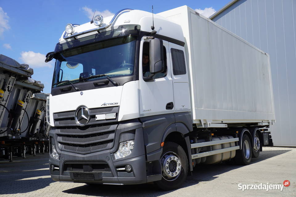 MercedesBenz Actros 2540 62 90 Kabina 5 automatyczna sprzedam