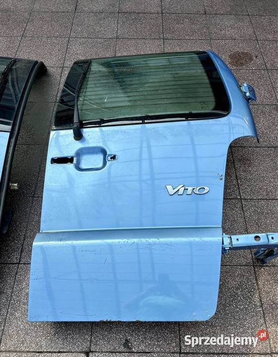 Mercedes Vito W638 drzwi tylne z szybami Milanówek sprzedam