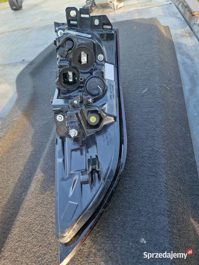 Toyota Corolla E210 E21 sedan lampa LED nowa ORG osobowe Mielec