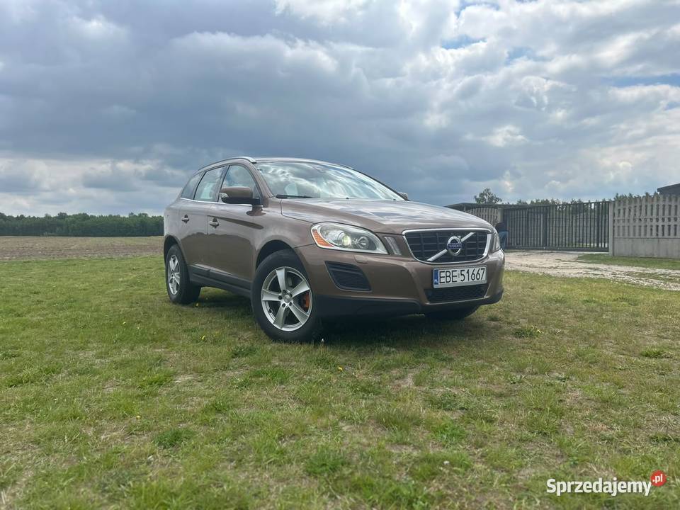 Volvo XC60 24 diesel 4x4 nieuszkodzony Zelów