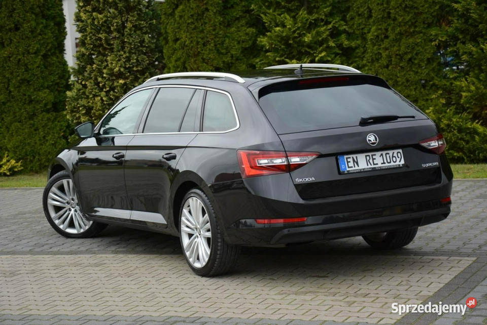 koda Superb Premium Radar ACC BLIS biXenon Led światła przeciwmgielne Ostrów Mazowiecka