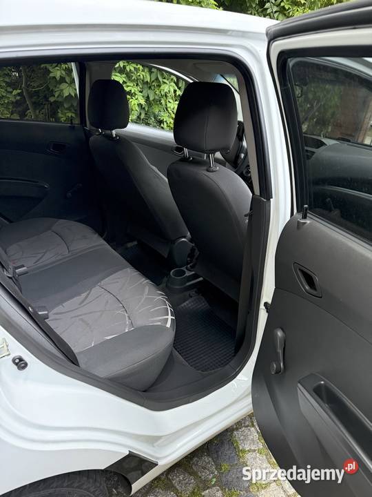 BIAŁY CHEVROLET SPARK II HATCHBACK 2013 10L 68 Hatchback Gliwice