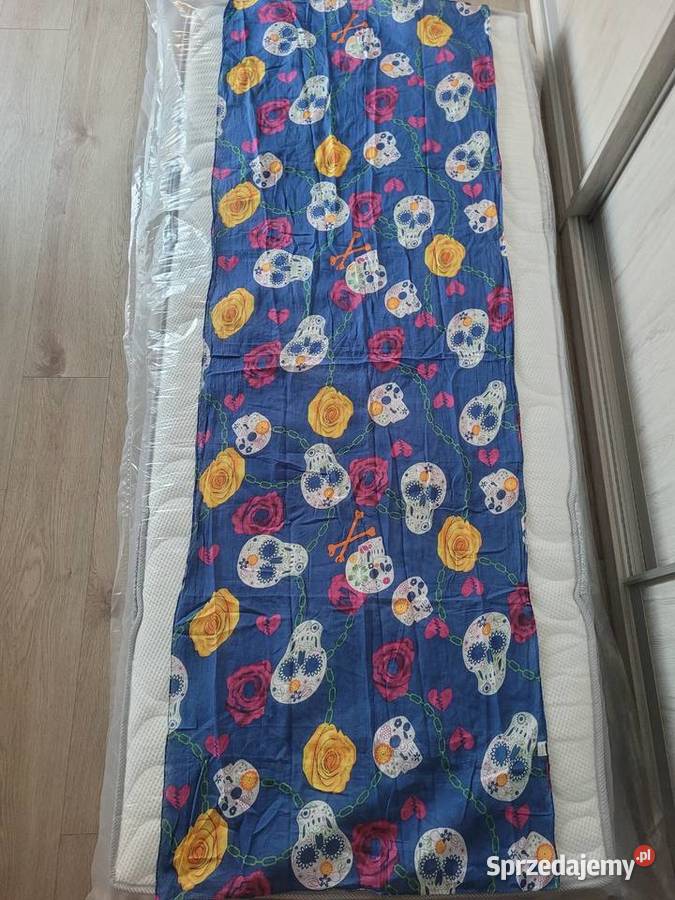 Niebieska chusta apaszka bandamka wzór Poznań