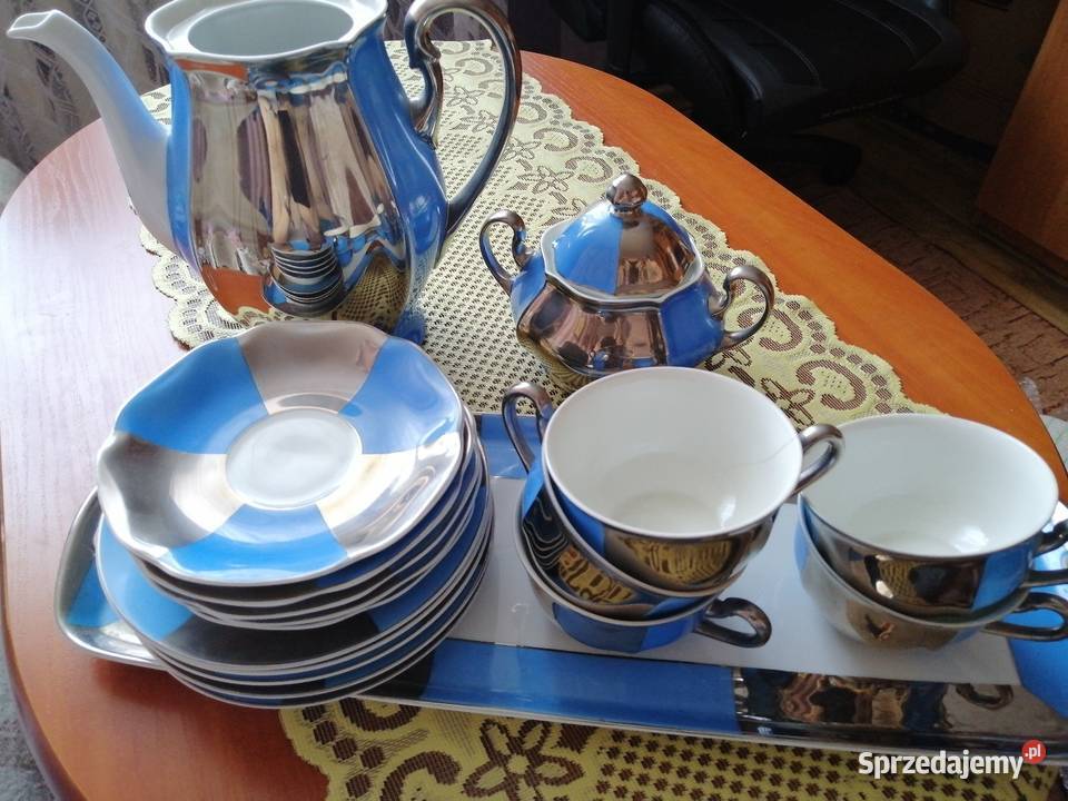 Porcelanowy serwis kawowy w stylu Look z czasów Gdynia sprzedam