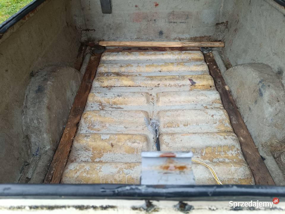 Niewiadów N250C na resorze Stryków