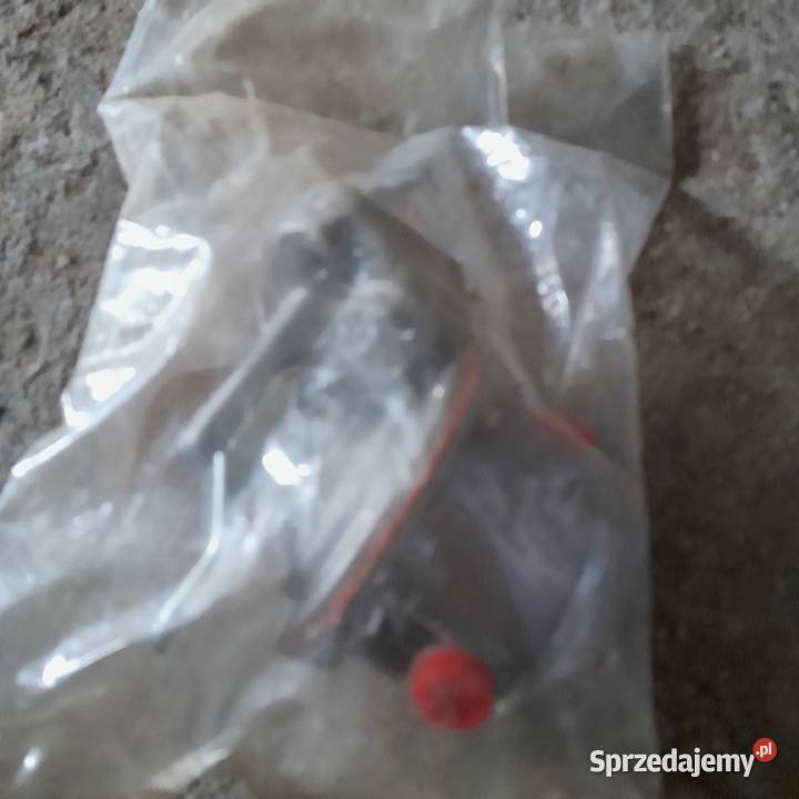 Pompka paliwa mf 3080 i inne Lubochnia