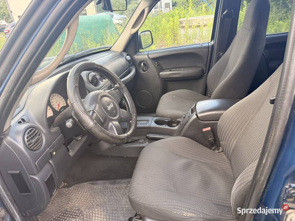 Jeep liberty 37 z gazem Piaseczno
