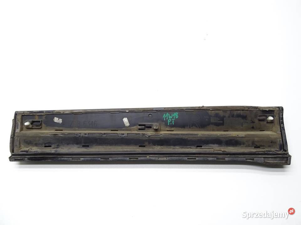 LISTWA DRZWI PRAWY TYŁ 8R0853970B AUDI Q5 8R osobowe