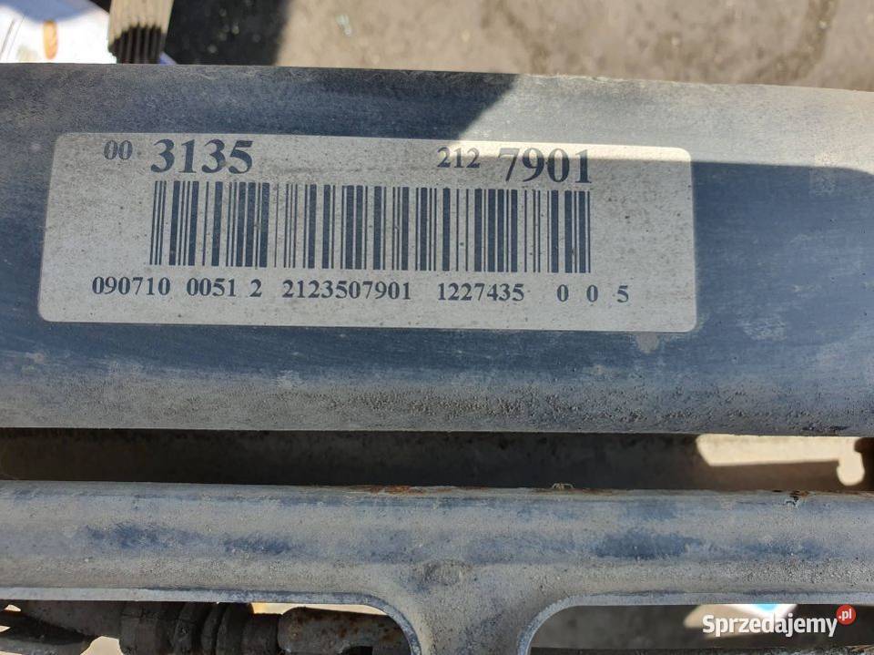 BELKA SANKI TYŁ MERCEDES EKLASA W212 2123507901 Lipno