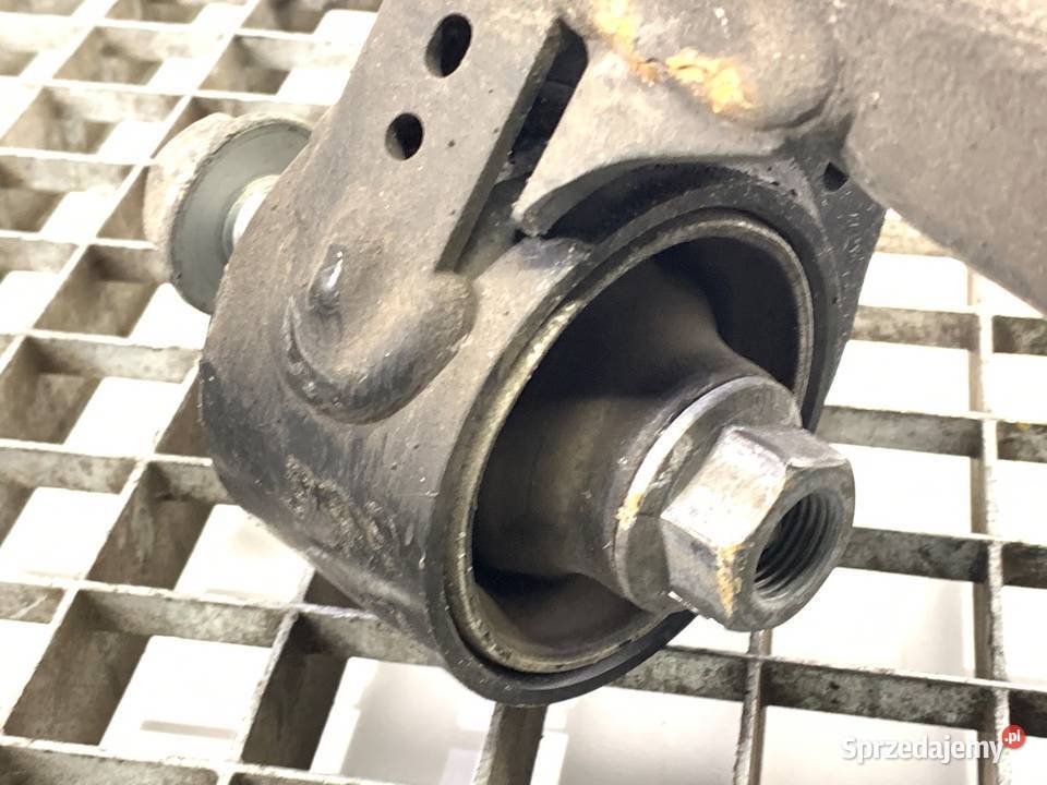 WAHACZ PRAWY PRZÓD VW CRAFTER II Hatchback