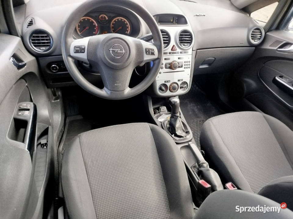 Opel Corsa zarejestrowana 5 drzwi lpq qaz do