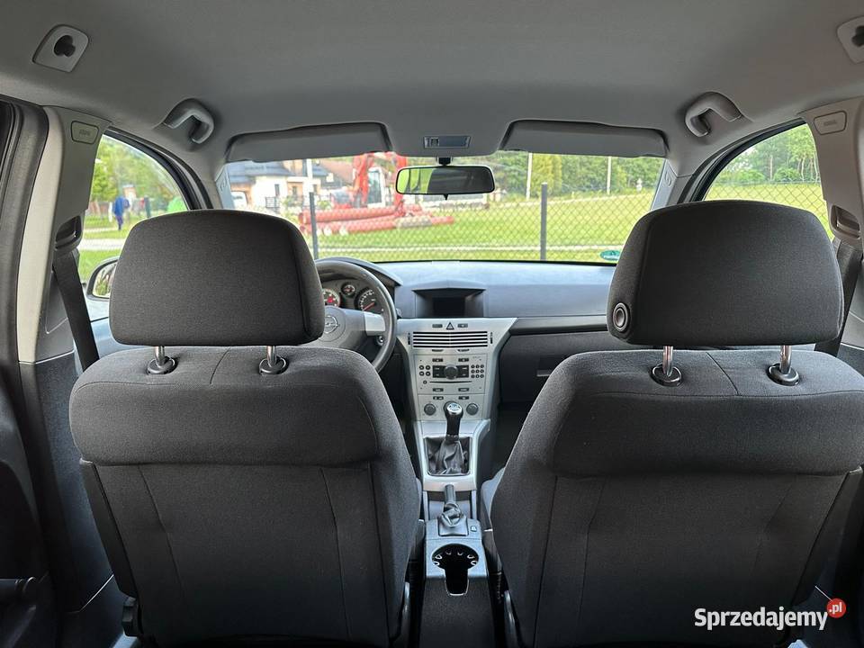 OPEL ASTRA H KOMBI 16 16v 200910 serwisowany w ASO Astra Haczów sprzedam
