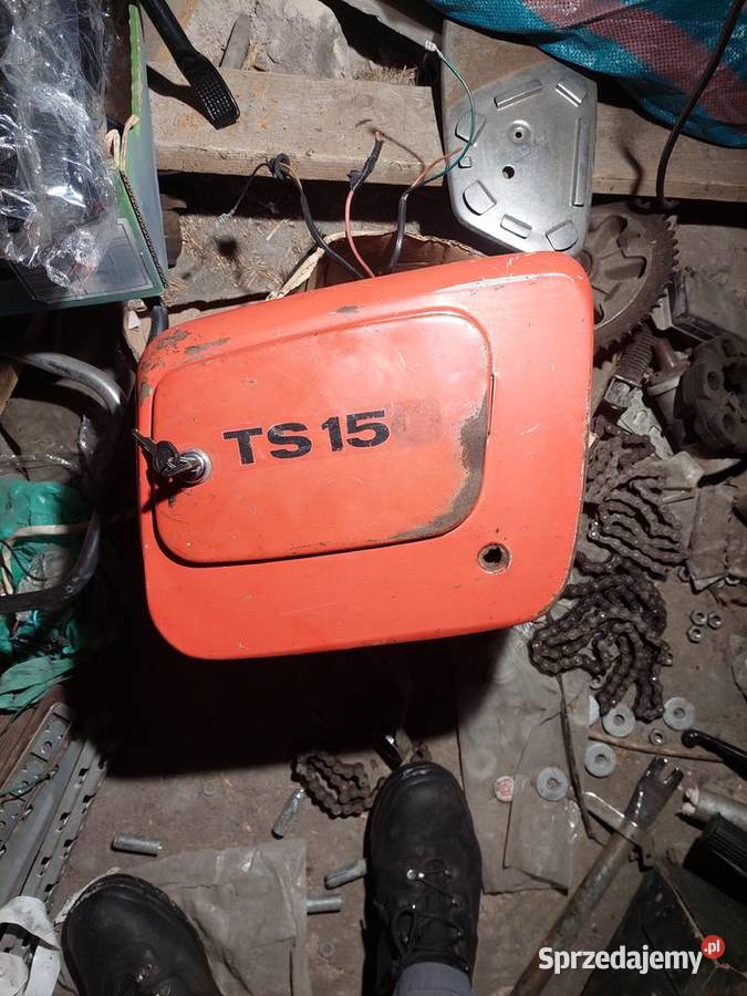 Pokrywa boczna schowek klapka mz ts 125 150 Będzin