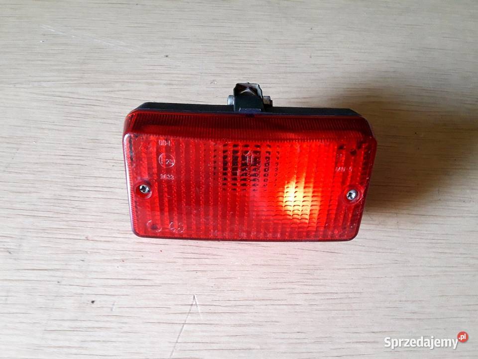 Polski Fiat 126p Maluch lampa przeciwmgielna Uniwersalne Oświetlenie Piotrków Trybunalski sprzedam