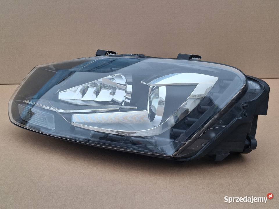 VW POLO V 6R 6R1 REFLEKTOR LEWY XENON LED LAMPA Bieleń