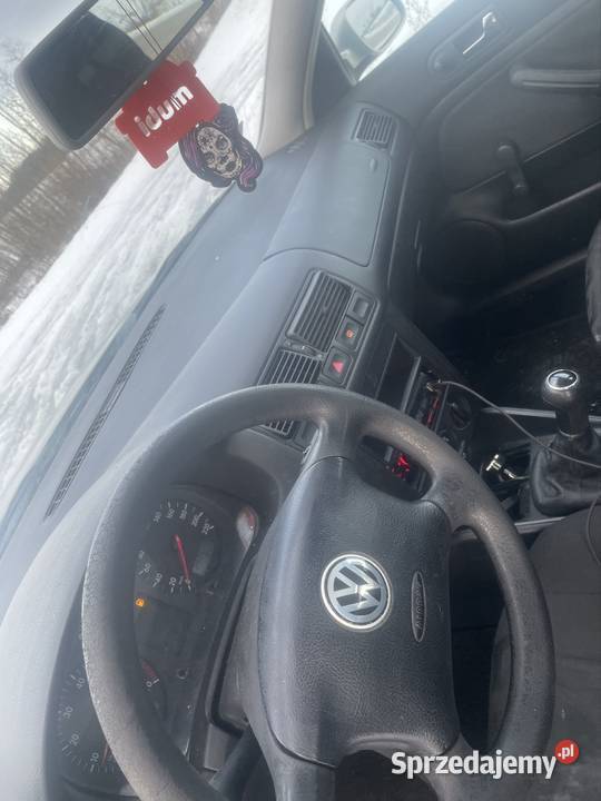 Golf 4 14 benzyna opłaty długie Golf sprzedam