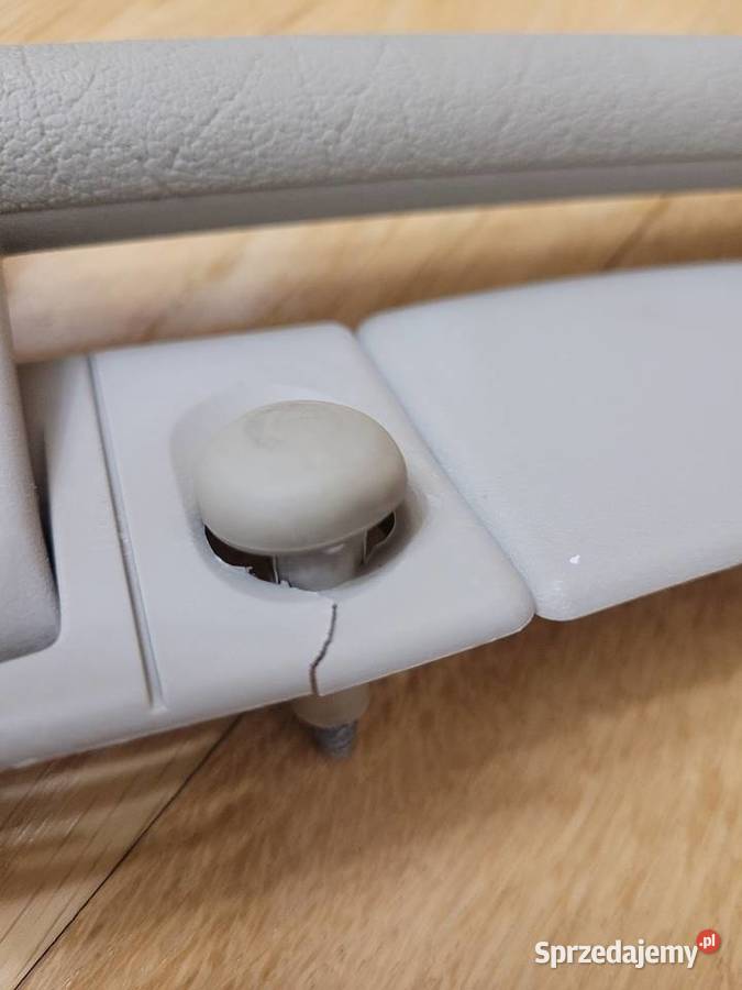 Uchwyty rączki podsufitki audi 80 90 b3 Cholerzyn