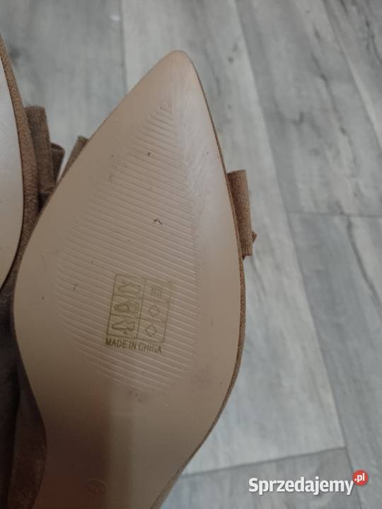 40 Beżowe czółenka wieczorowe NOWE 25.5cm Kraków