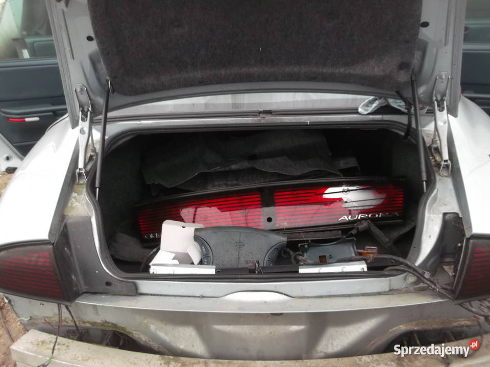 Oldsmobile Aurora na części