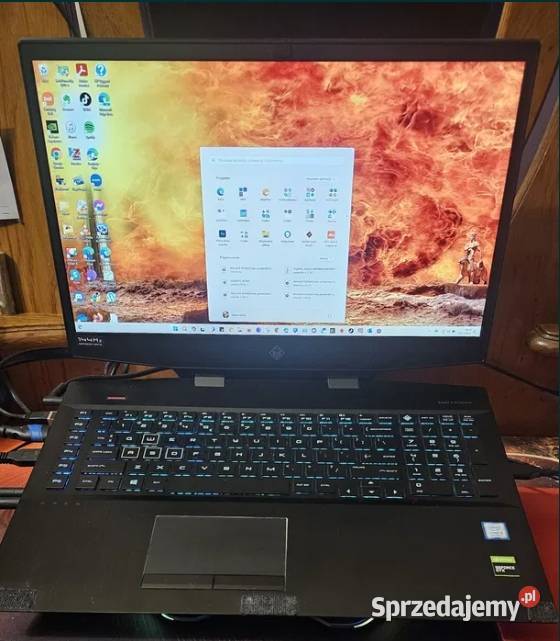 HP Omen 17 i59300H 16GB GTX1660Ti 512SSD 144Hz 16GB