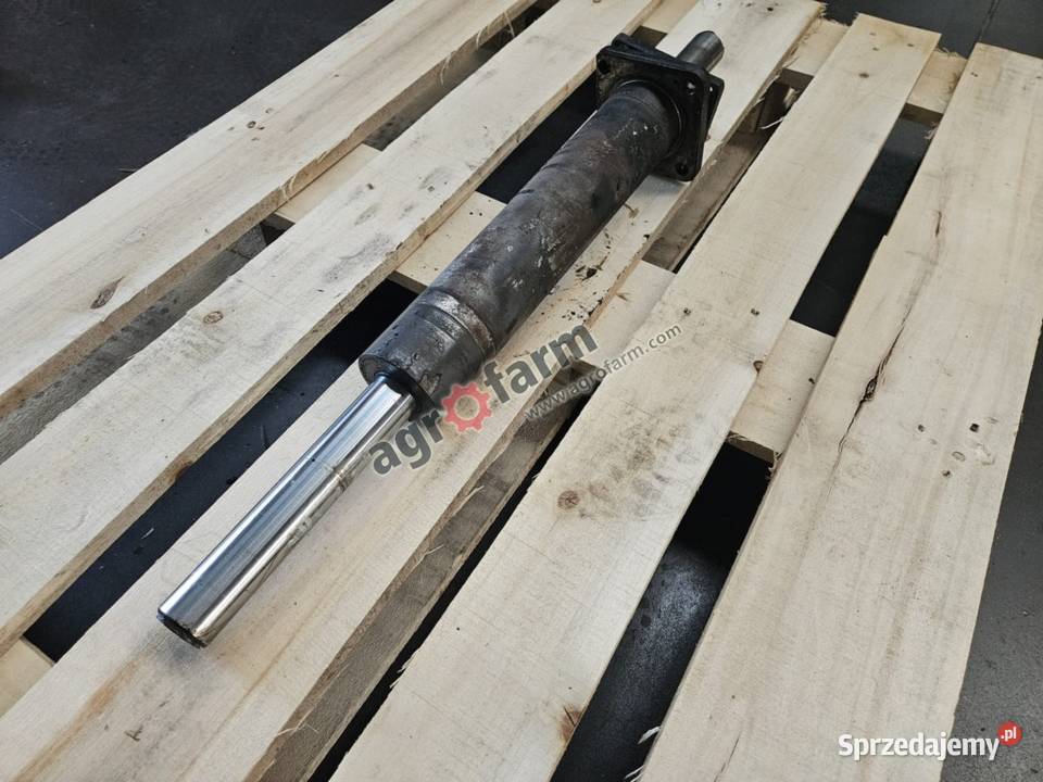 Siłownik skrętu FWD Claas Ares 816 640 826 Układ kierowniczy i oś przednia Układ kierowniczy i oś przednia Byków