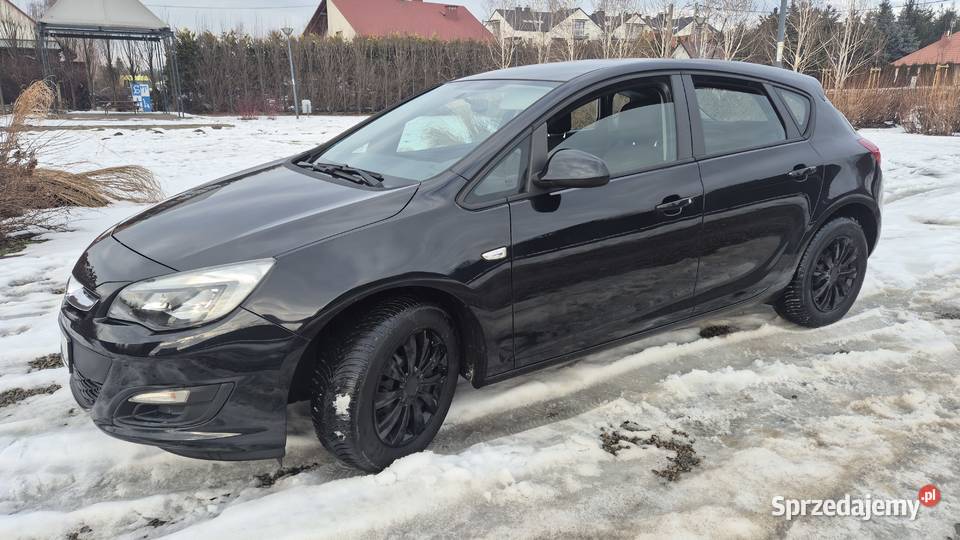 ASTRA 14 101 OPŁACONA serwis do końca immobilizer