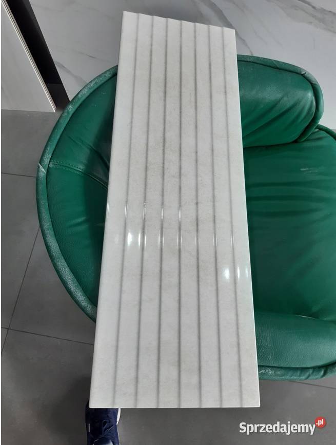 PŁYTKI ŚCIENNE OREGON CREAM RELIEF 25X75 GAT I Opoczno