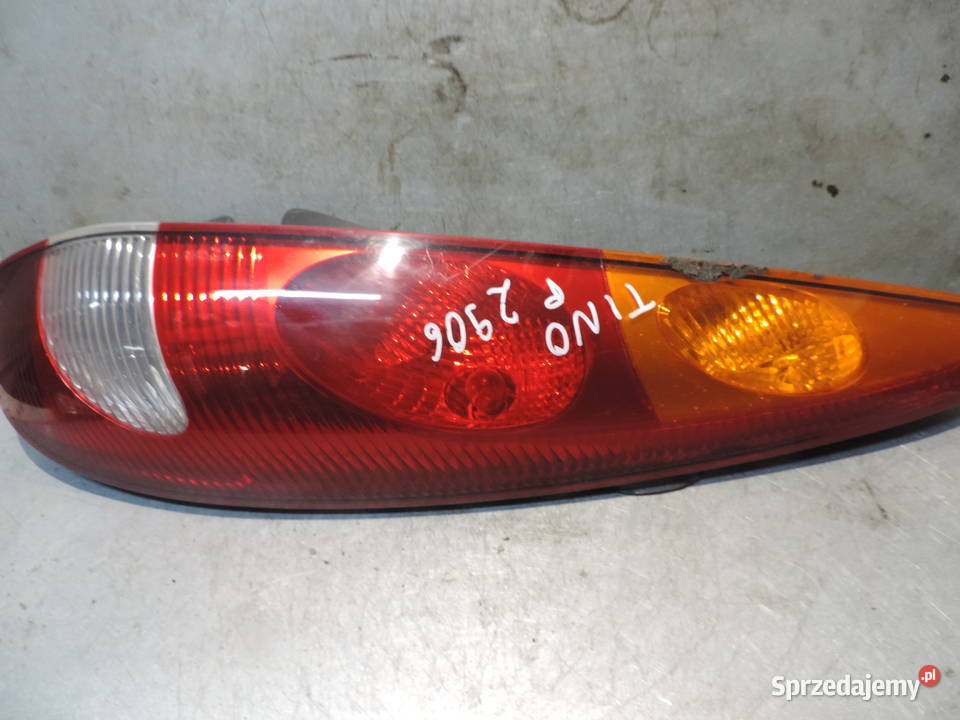 NISSAN ALMERA TINO LAMPA TYLNA PRAWA Lampy tylne Lampy tylne małopolskie Nowy Sącz