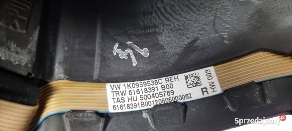 KIEROWNICA VOLKSWAGEN TOURAN 1P0959542 Lipno