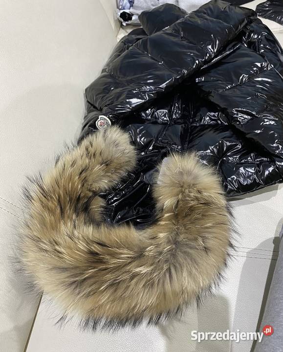 Kurtka damska puchowa zimowa Moncler z kapturem Warszawa