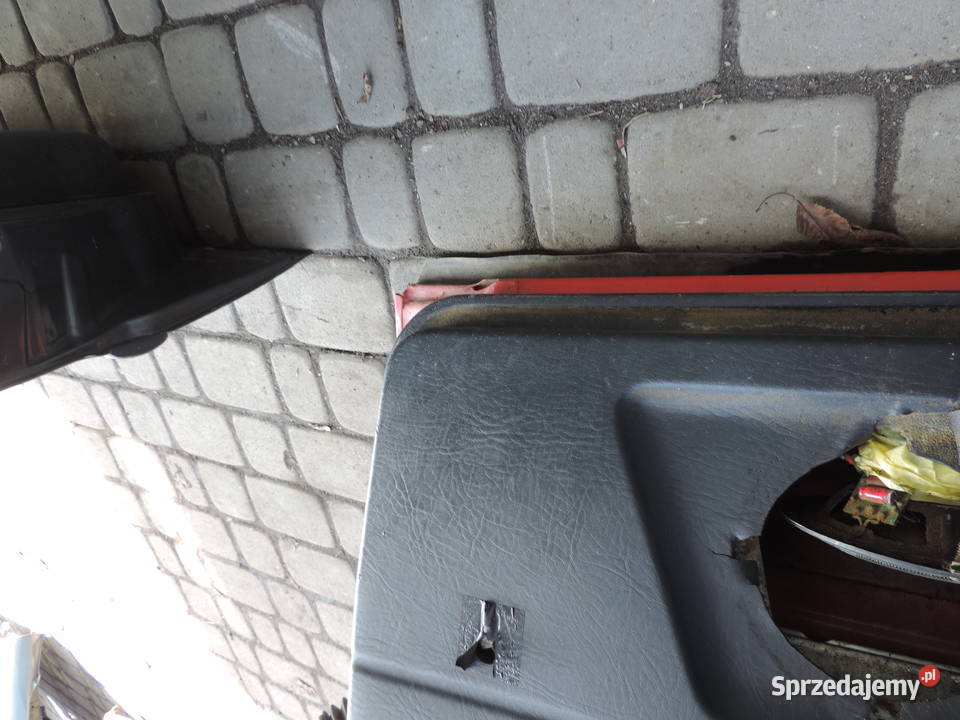 AUDI 80 B4 KOMBI DRZWI LEWY TYŁ Nowy Sącz
