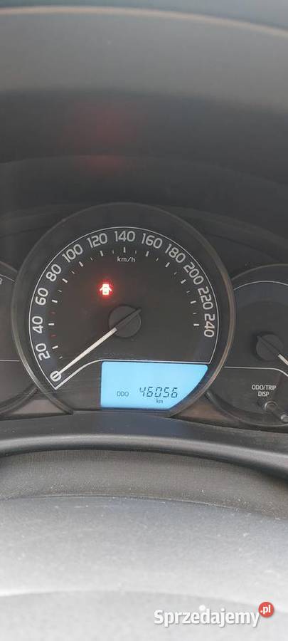 Toyota auris kombi 2015 z niskim przebiegiem Bogucin