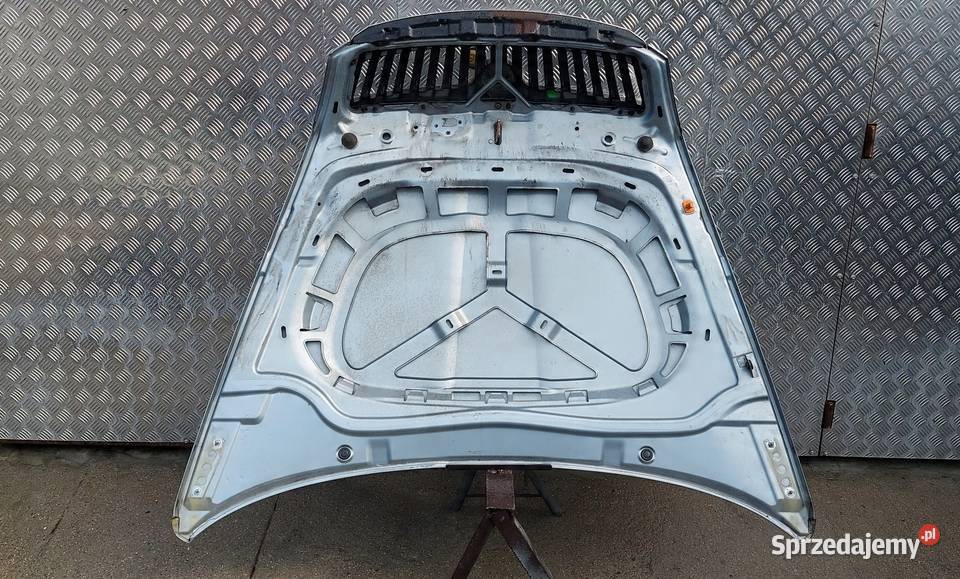 MASKA GRILL SKODA OCTAVIA II LAK9452 LF8K Międzychód