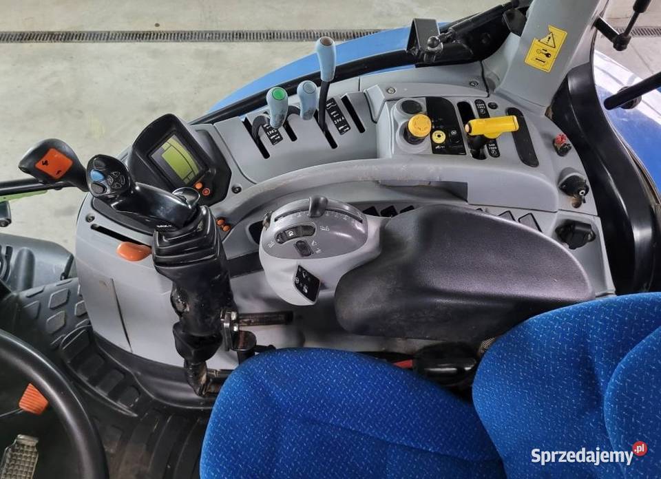 Holland T6140 Sokoły