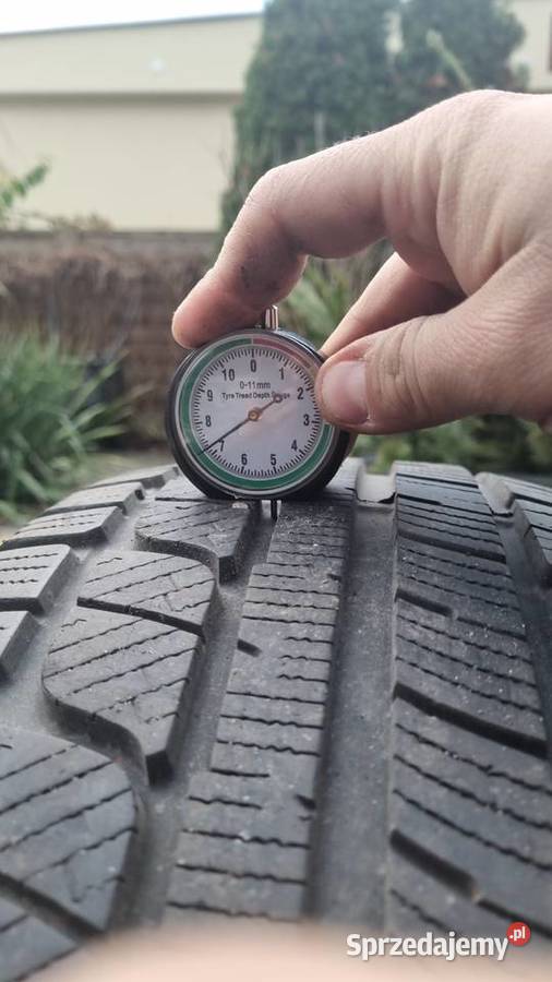 KOMPLET Opony zimowe 21560 R17 2018r BIEŻNIK 7mm kujawsko-pomorskie