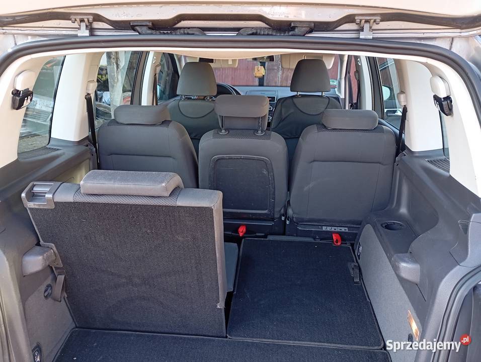 Volkswagen Touran 16 TDI 105 7 osobowy