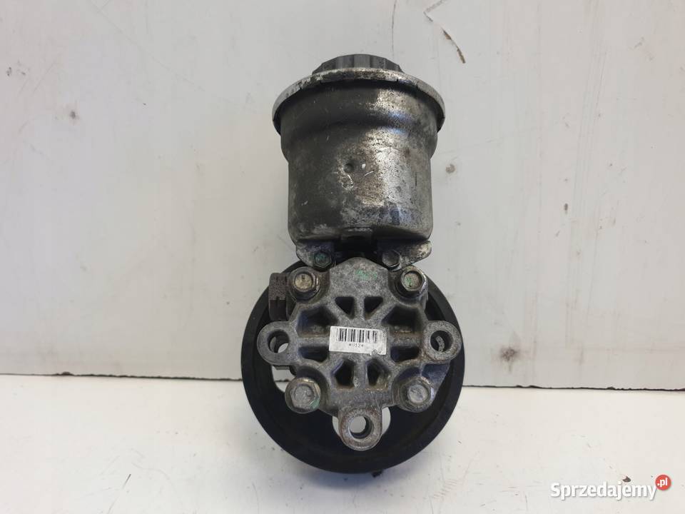 Toyota Avensis T25 22 D4D POMPA WSPOMAGANIA Chełm sprzedam