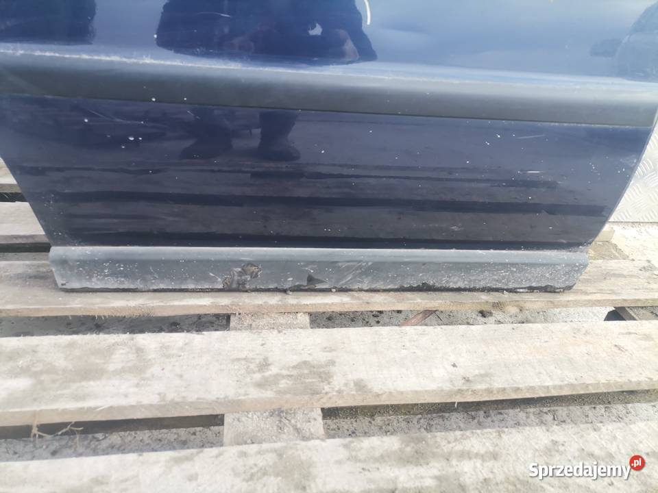 Drzwi Prawy Tył Volkswagen Passat B5 Sedan Wisznice