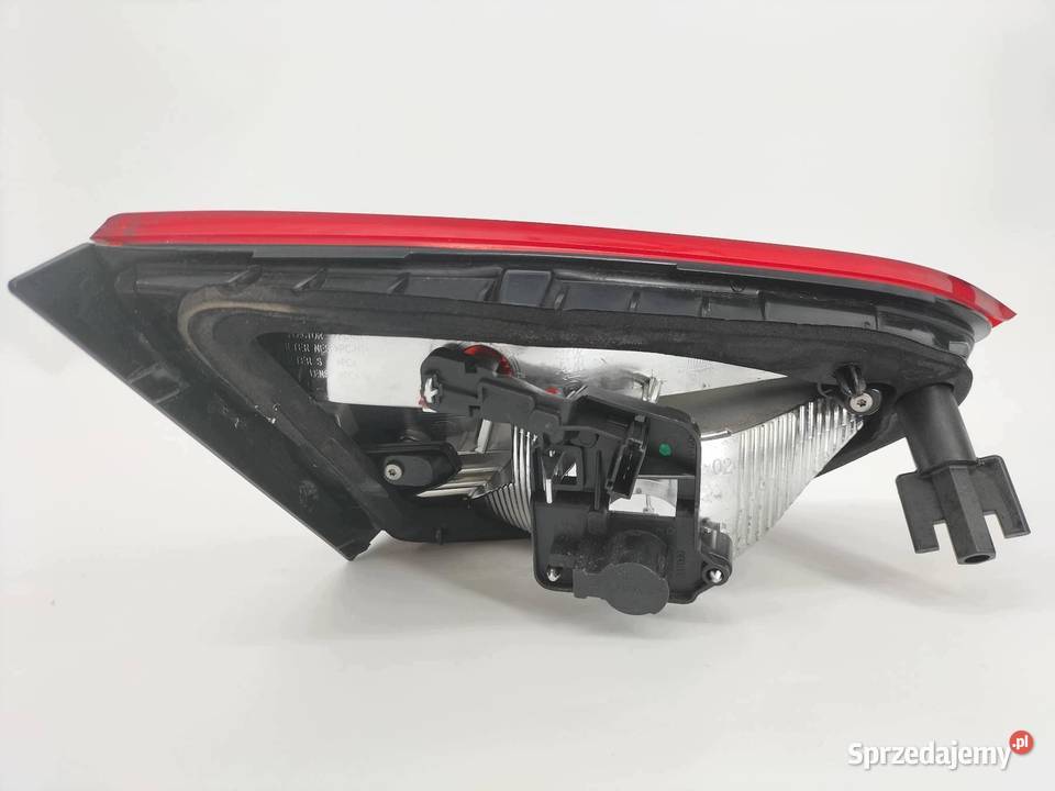 LAMPA TYŁ W KLAPĘ PRAWA Opel Crossland I Rok produkcji 2018 świętokrzyskie