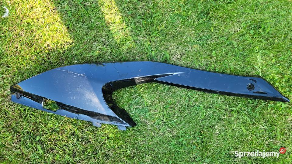KOMPLET plastiki pod siedzenie wypelnie owiewka wielkopolskie Piła sprzedam