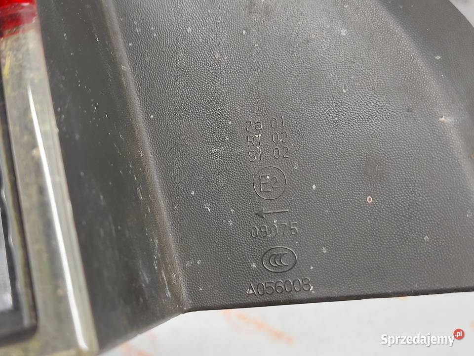 RENAULT MEGANE III CABRIO lampa lewa tył świętokrzyskie