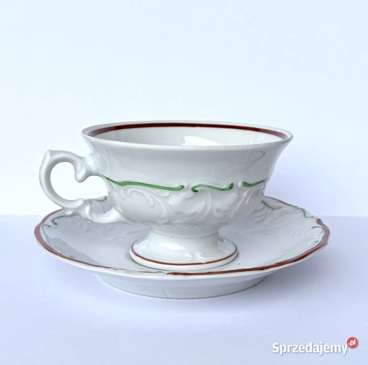 Filiżanka ze spodkiem Wałbrzych reliefy ręcznie Porcelana i szkło