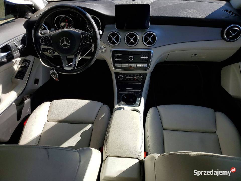 2018 MERCEDESBENZ GLA 250 4MATIC 1991cm3 Samochody osobowe Częstochowa