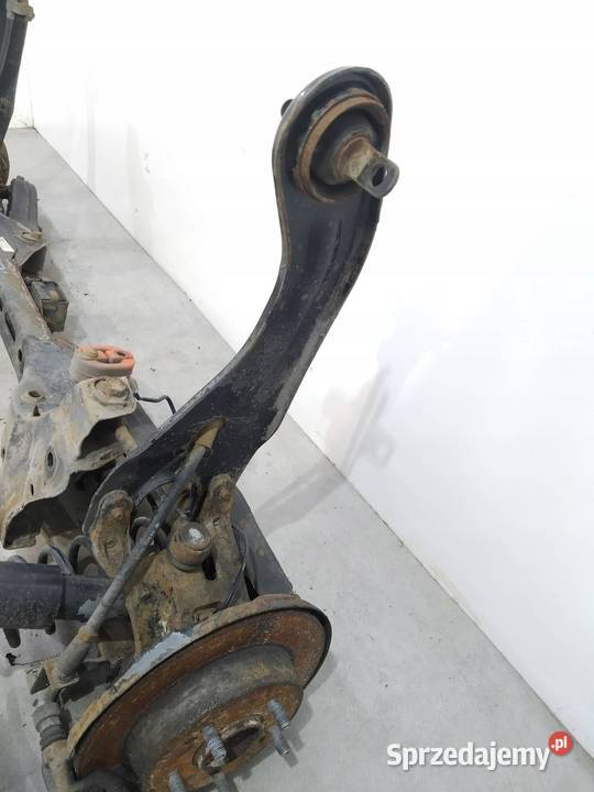 BELKA ZAWIESZENIA TYŁ KOMBI Hyundai i30 II