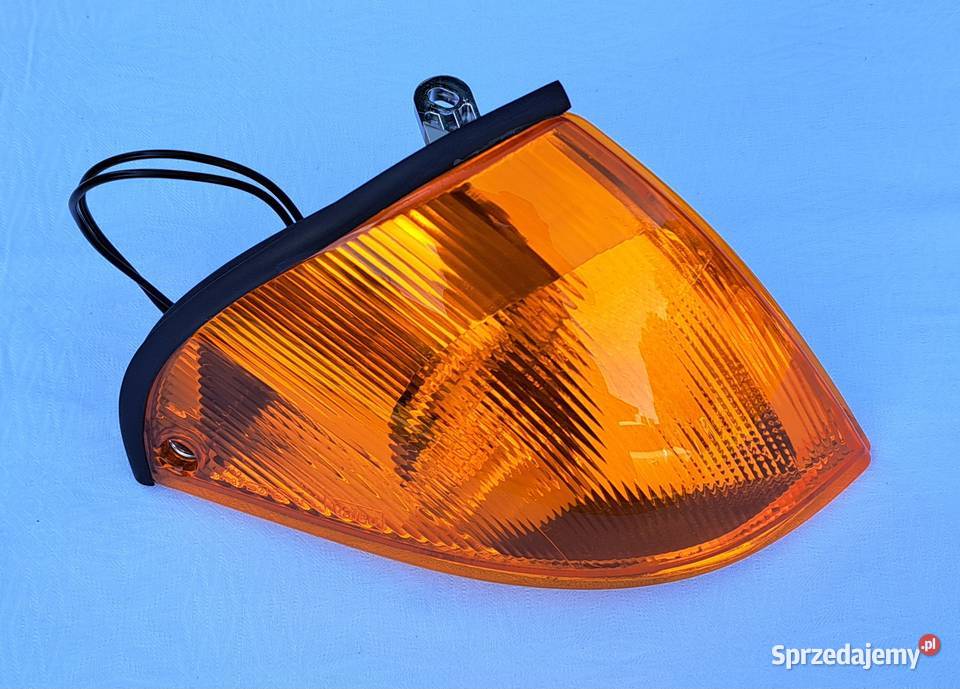 KIERUNKOWSKAZ PRAWY PRZÓD SUZUKI SWIFT II 9801 Mielęcin sprzedam