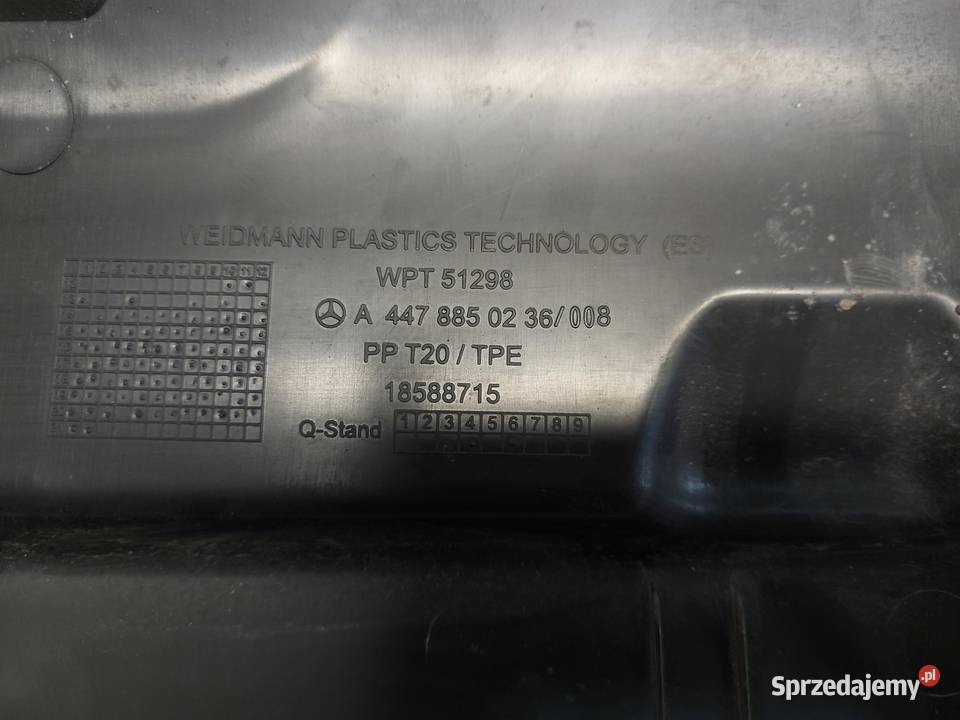 Mercedes EQV w447 Vklasa osłona plastyk na pas osobowe sprzedam