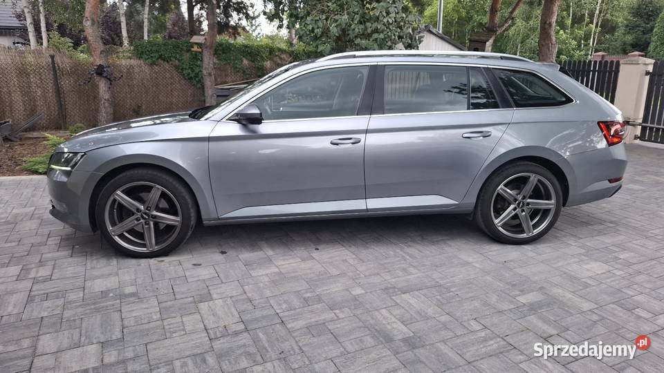 Skoda Superb III kombi 20 TDI 2018r mazowieckie Legionowo