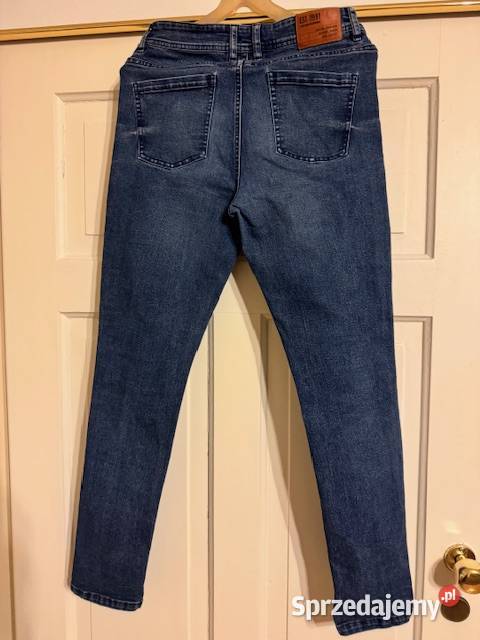 Jeansy męskie Carry 3032 granatowe z Częstochowa