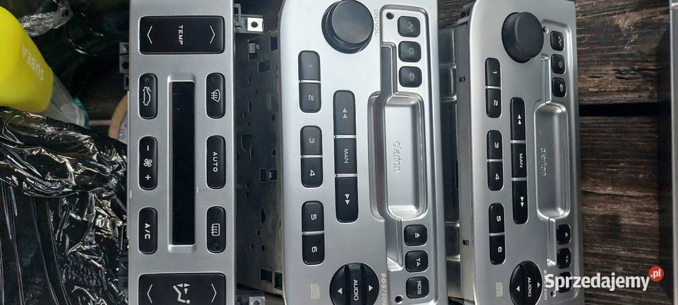 Radio CD wyświetlacz pilot panel klimy dekory Kalety